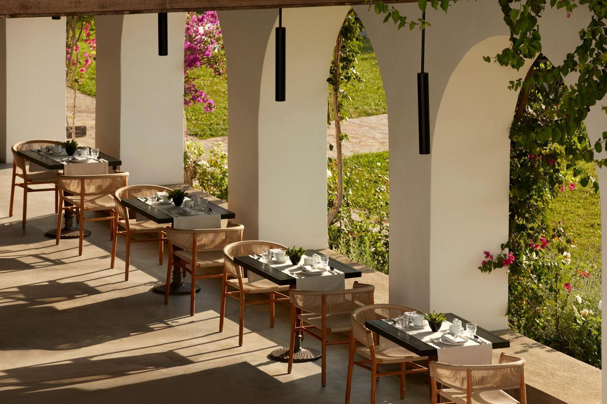 Minos Beach Art Hotel, A Member Of Design Hotels Agios Nikolaos  Exterior photo